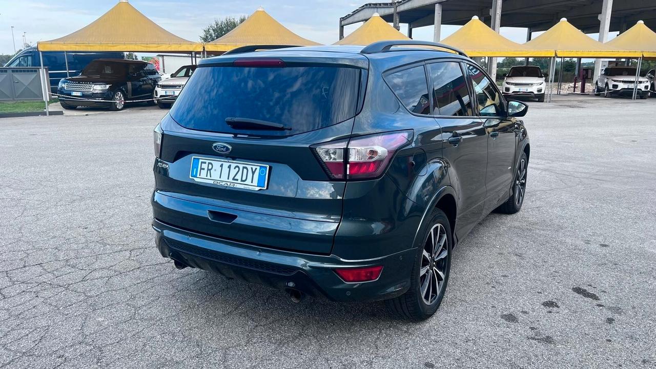 Ford Kuga 2.0 TDCI 150 CV S&S 4WD Powershift ST-Line