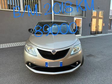 Lancia Ypsilon 0.9 TwinAir 85 CV 5 porte Metano Ecochic Platinum