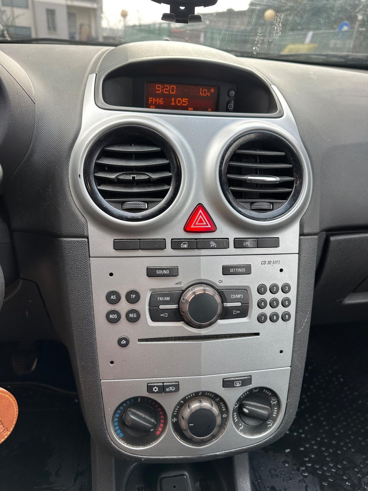 Opel Corsa 1.2 85CV 3 porte GPL-TECH Elective