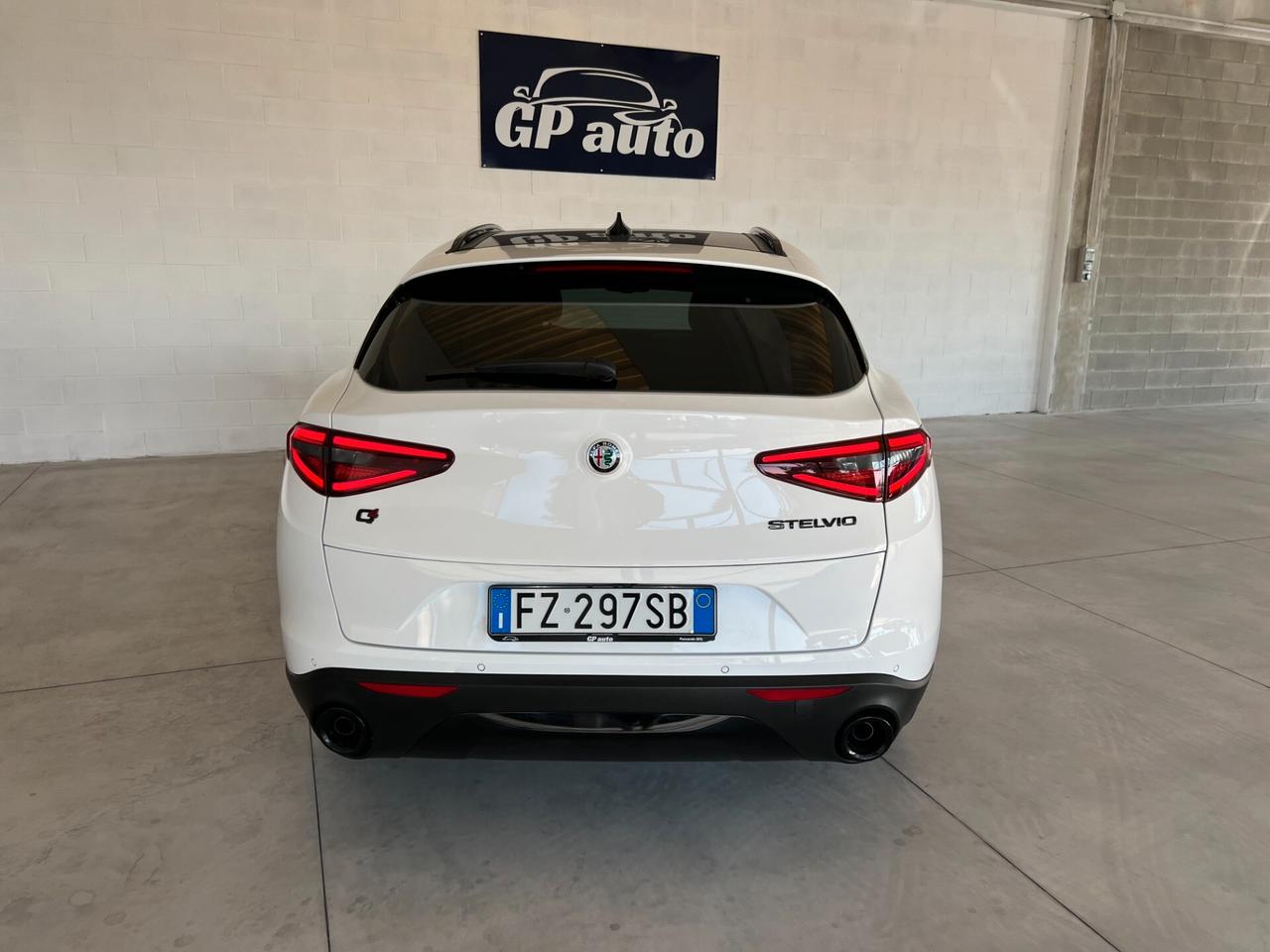 Alfa Romeo Stelvio 2.2 Turbodiesel 190 CV AT8 Q4 B-Tech