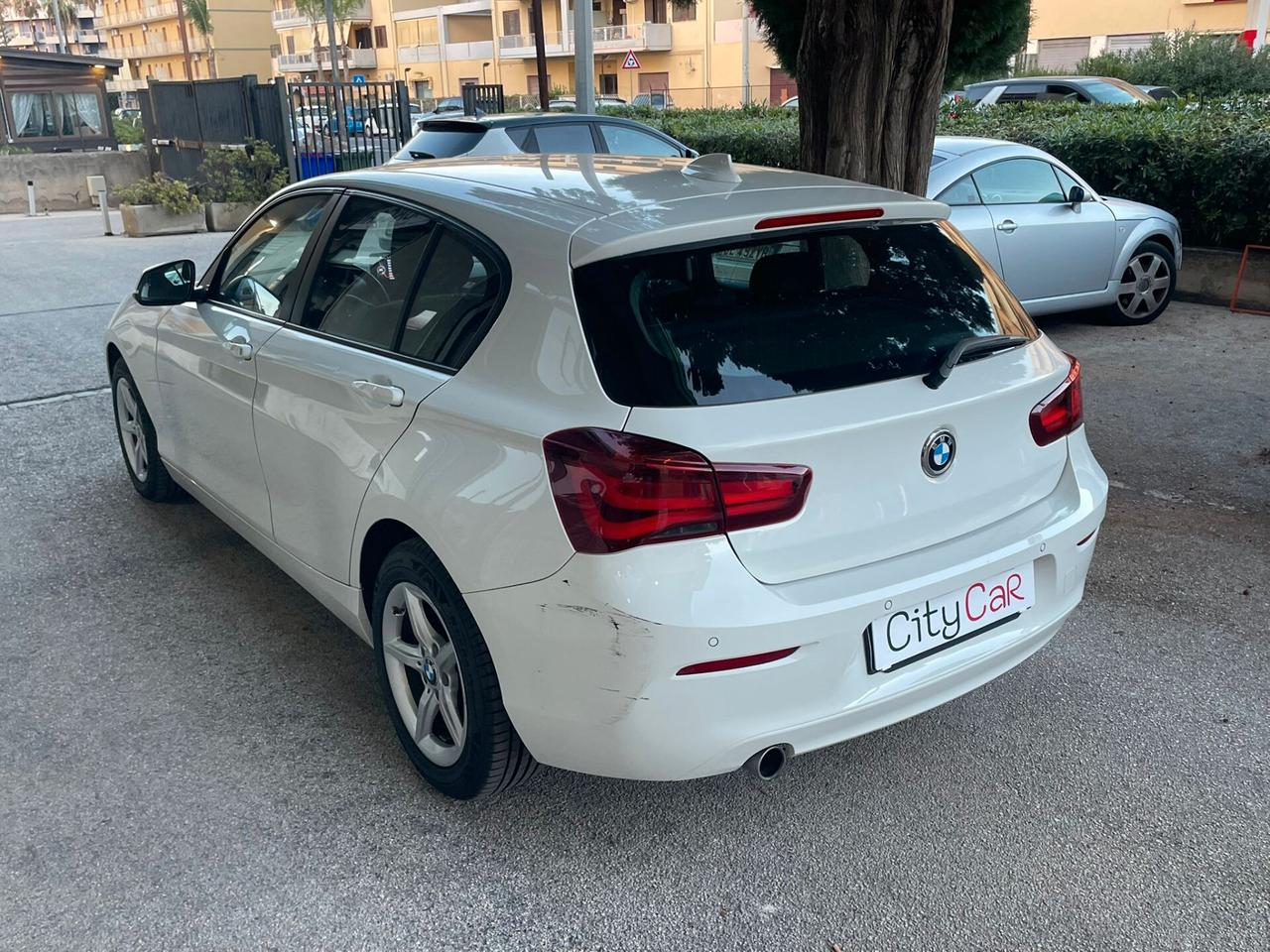 Bmw 118 118d 5p. Advantage