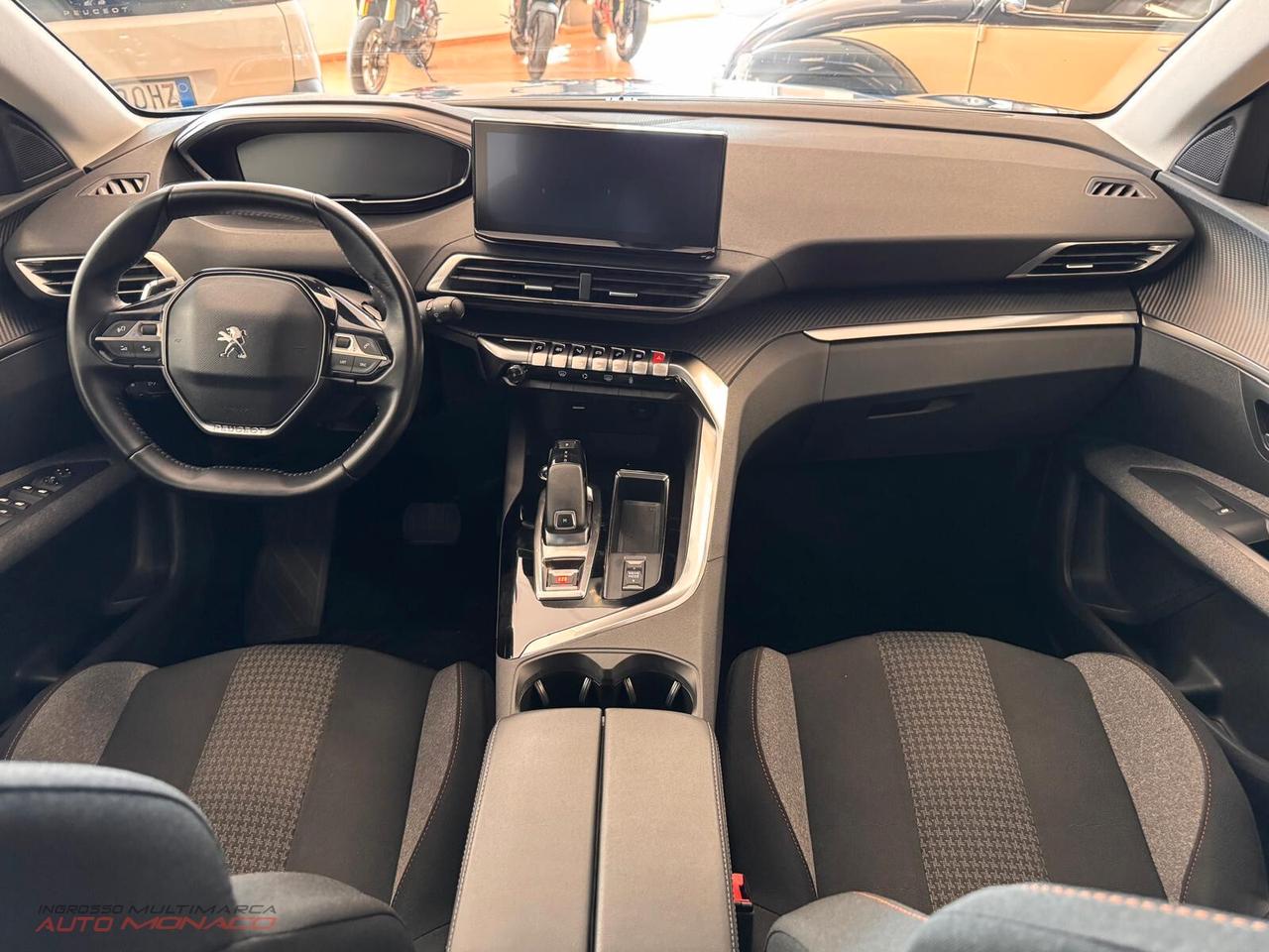 Peugeot 3008 BlueHDi 130cv EAT8 2021