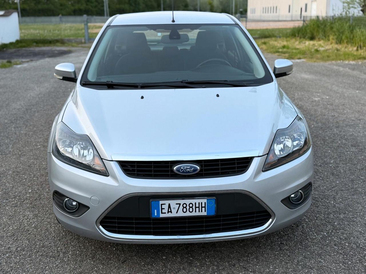 FORD FOCUS 2.0 TITANIUM BENZINA GPL 2030