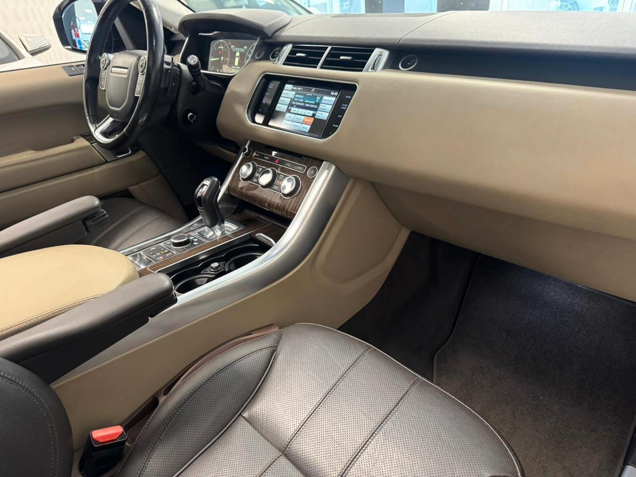 Land Rover Range Sport 3.0 TDV6 HSE Dynamic