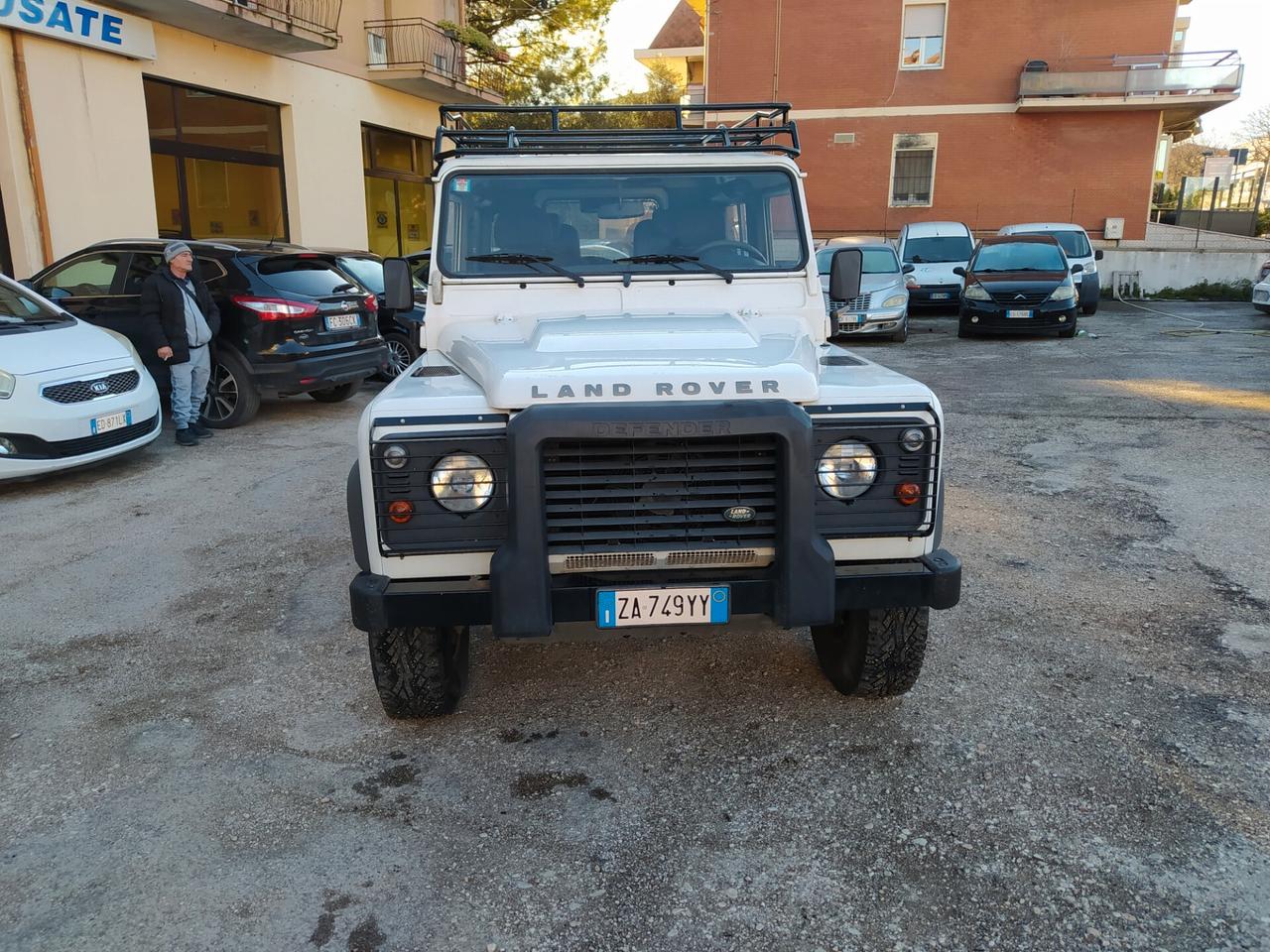 Land Rover Defender 90 2.4 TD4 SW N1 4 posti