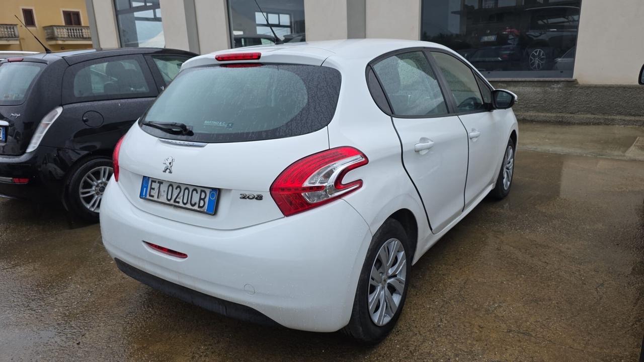 Peugeot 2008 1.2 VTi 82CV Access