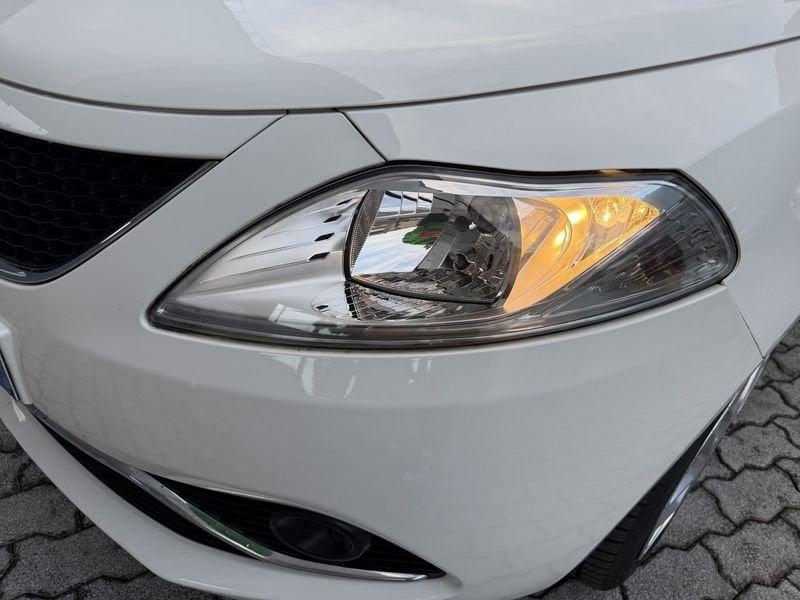 Lancia Ypsilon Ypsilon 1.2 Gold 69cv IDONEA NEOPATENTATI RESTYLING