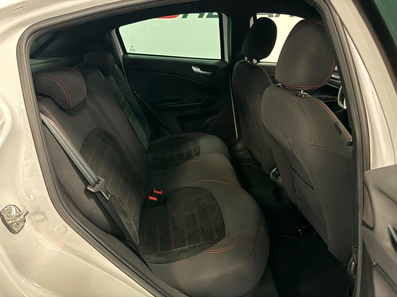 Alfa Romeo Giulietta 1.6 JTDm TCT 120 CV Sport CARBON EDITION