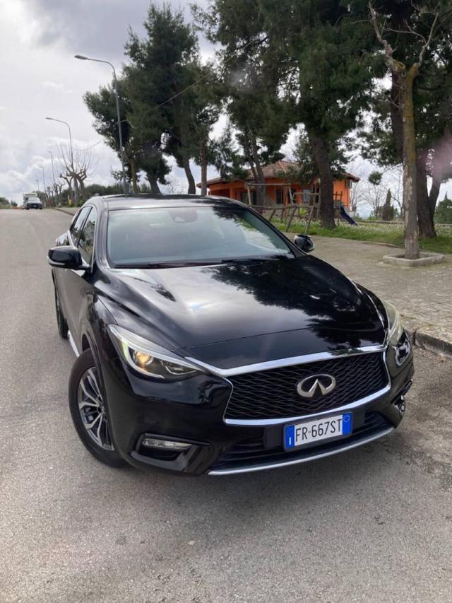 INFINITI Q30 1.5 diesel Business