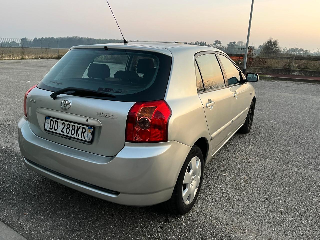 Toyota Corolla 1.4 16V 5 porte ESP CON SOLI * 33856* KM CERTIFICATI TOYOTA UNICO PROPRIETARIO