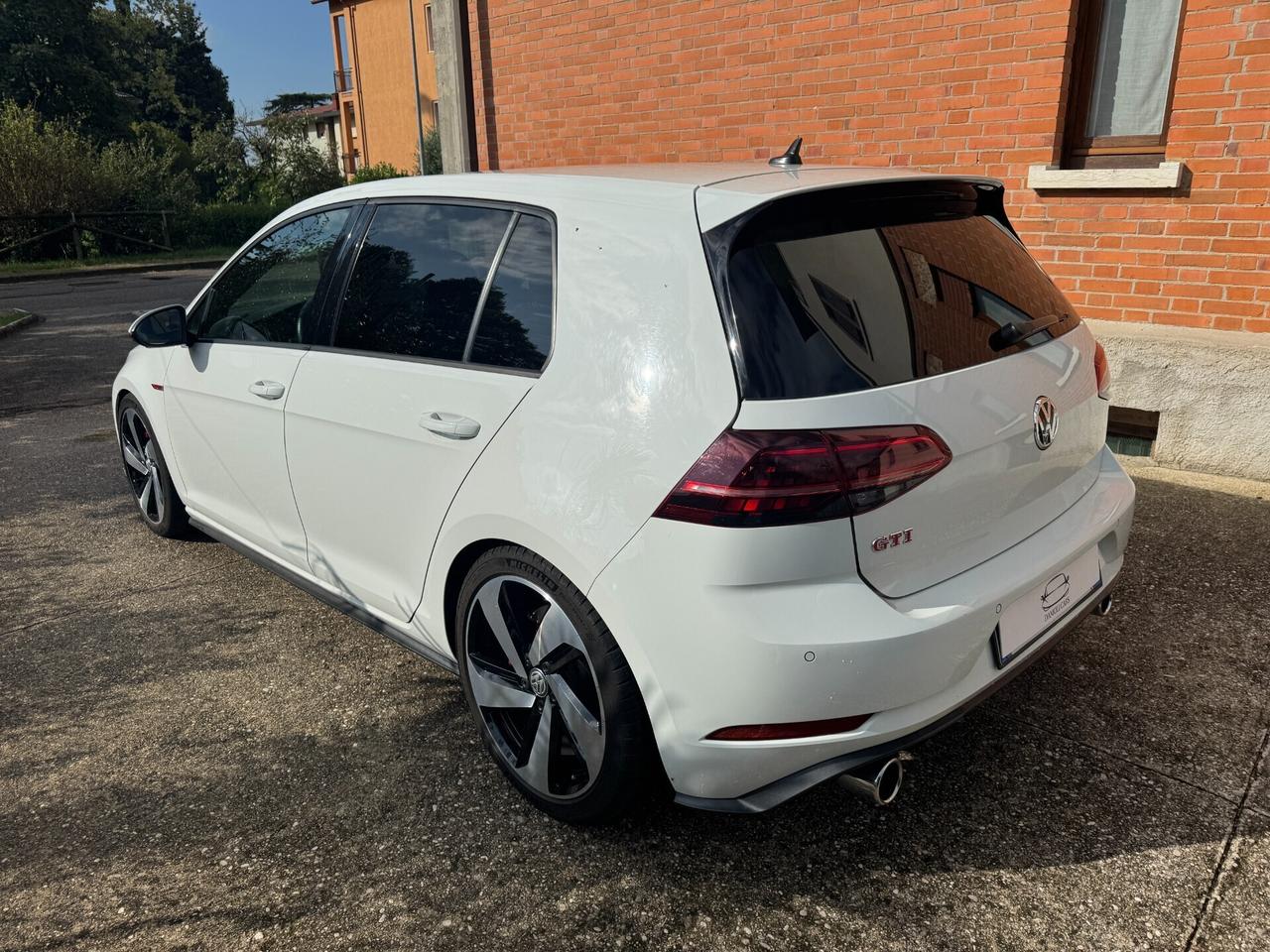 Volkswagen Golf GTI Performance 2.0 245 CV TSI DSG