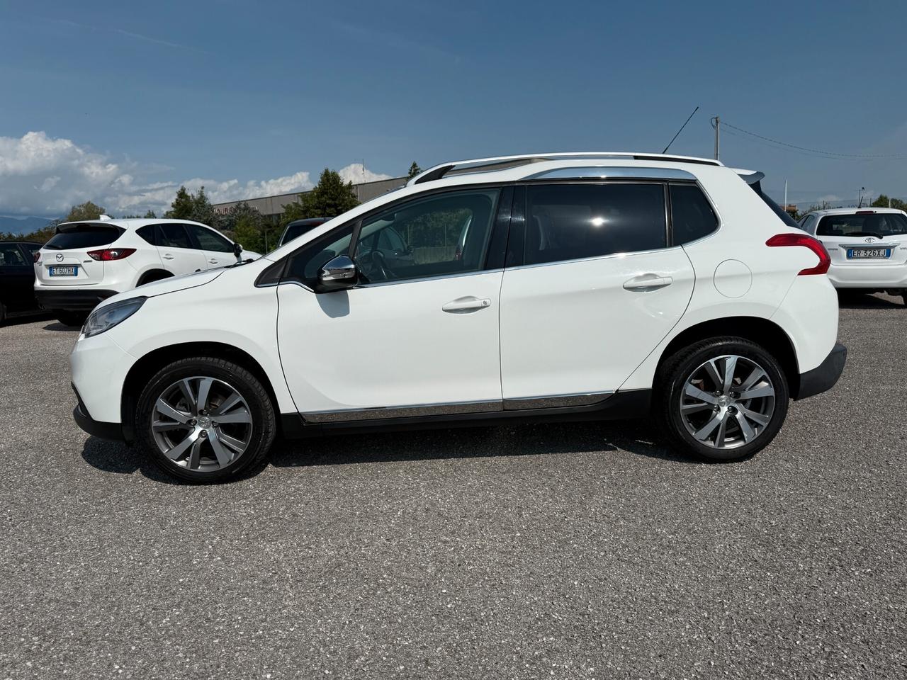 Peugeot 2008 1.6 e-HDi 115 CV Stop&Start Allure