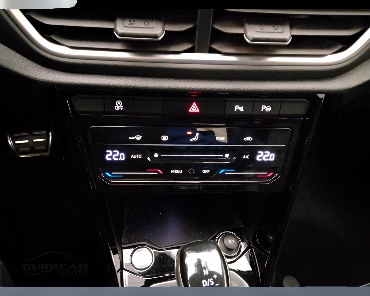 VOLKSWAGEN T-Roc I 2022 - T-Roc 1.5 tsi R-Line dsg
