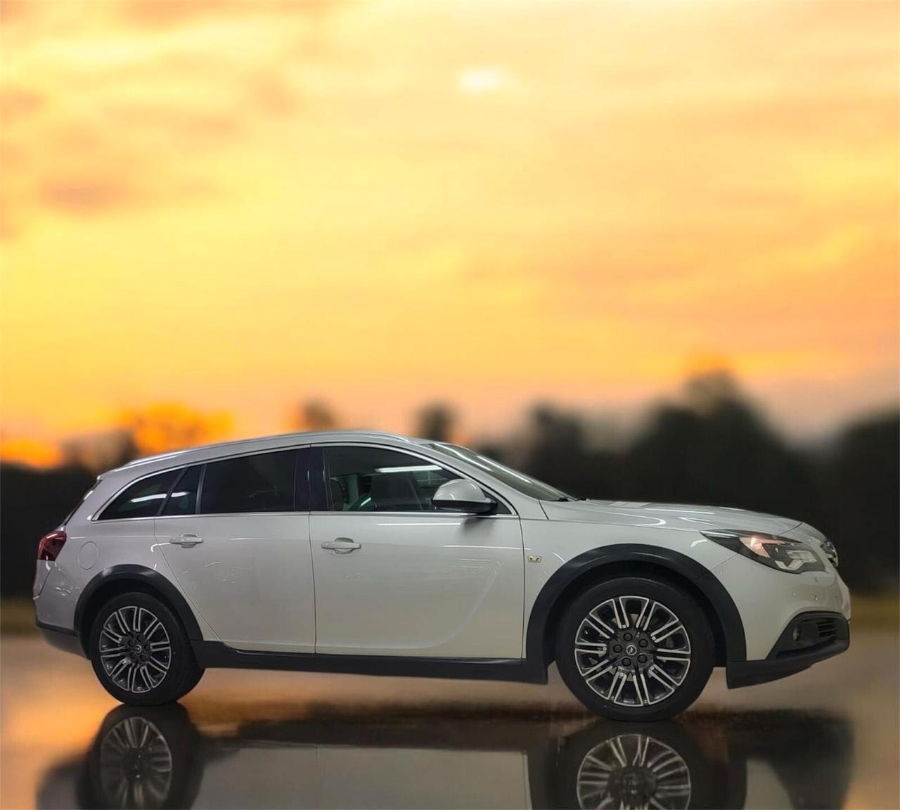 Opel Insignia 2.0 BiTurbo195CV CDTI 4x4 aut. Country Tourer SW