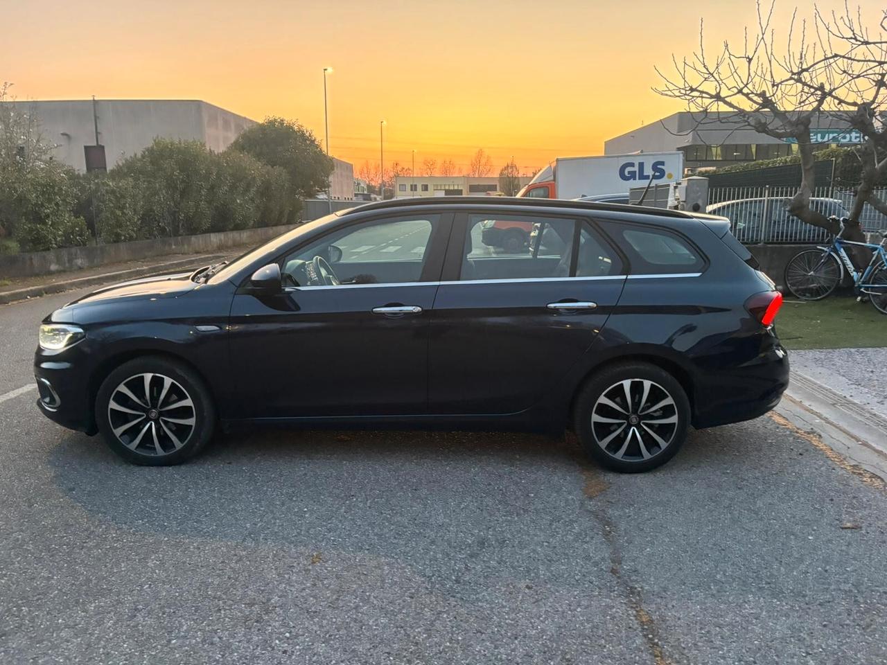 Fiat Tipo 1.6 Mjt S&S SW Lounge