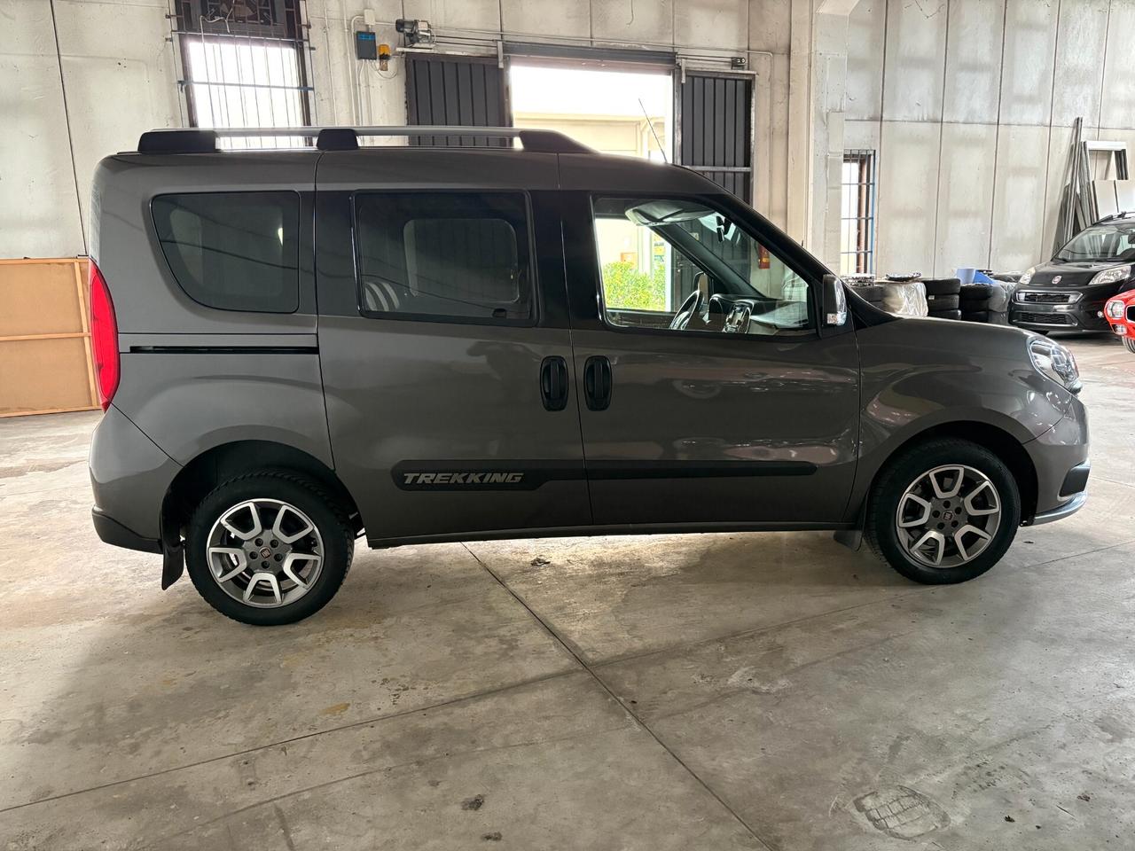 Fiat Doblo TREKKING 1.6 M-Jet 120cv GANCIO TRAINO