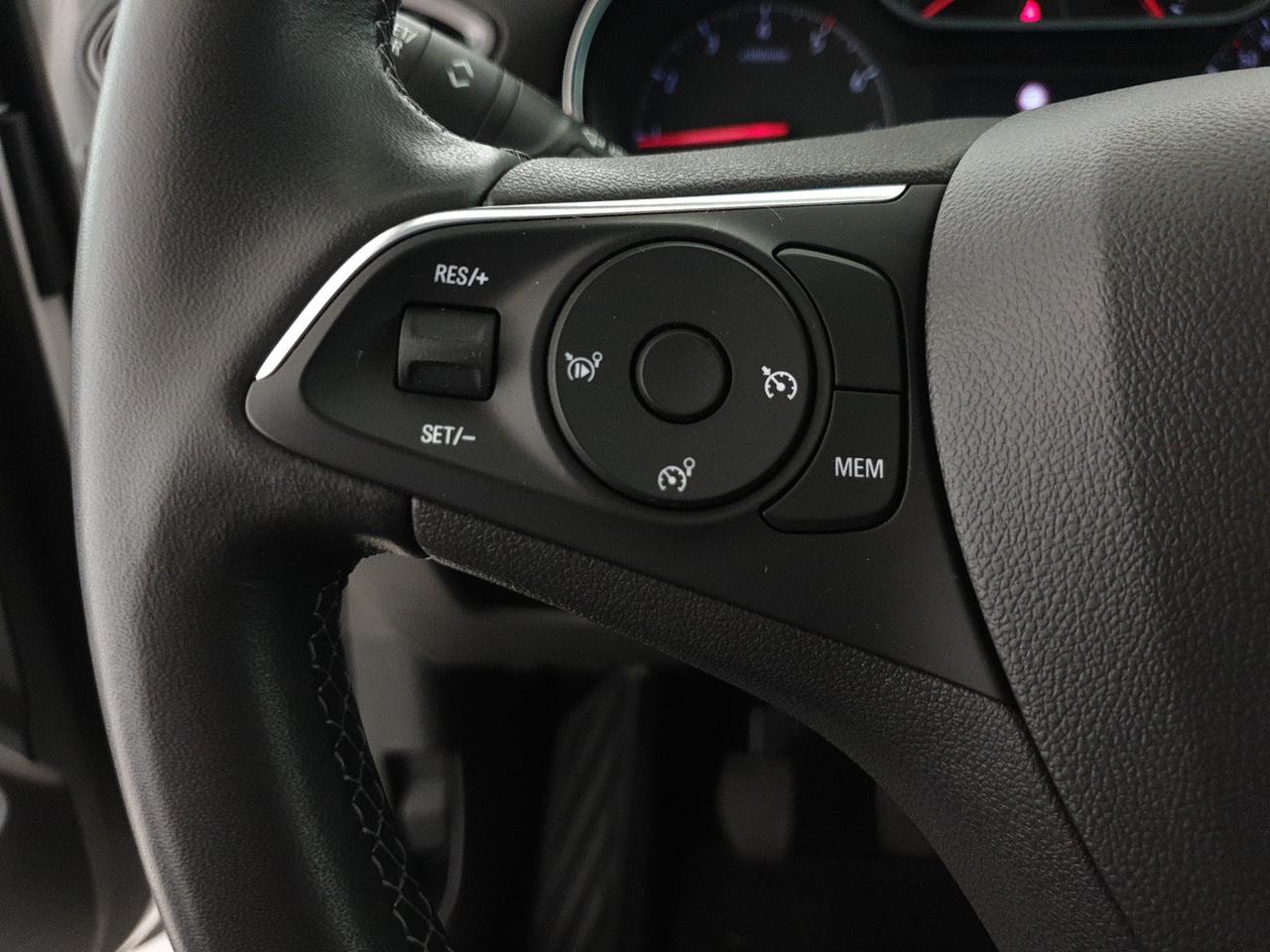 Opel Crossland 1.2 elegance s&s 110cv