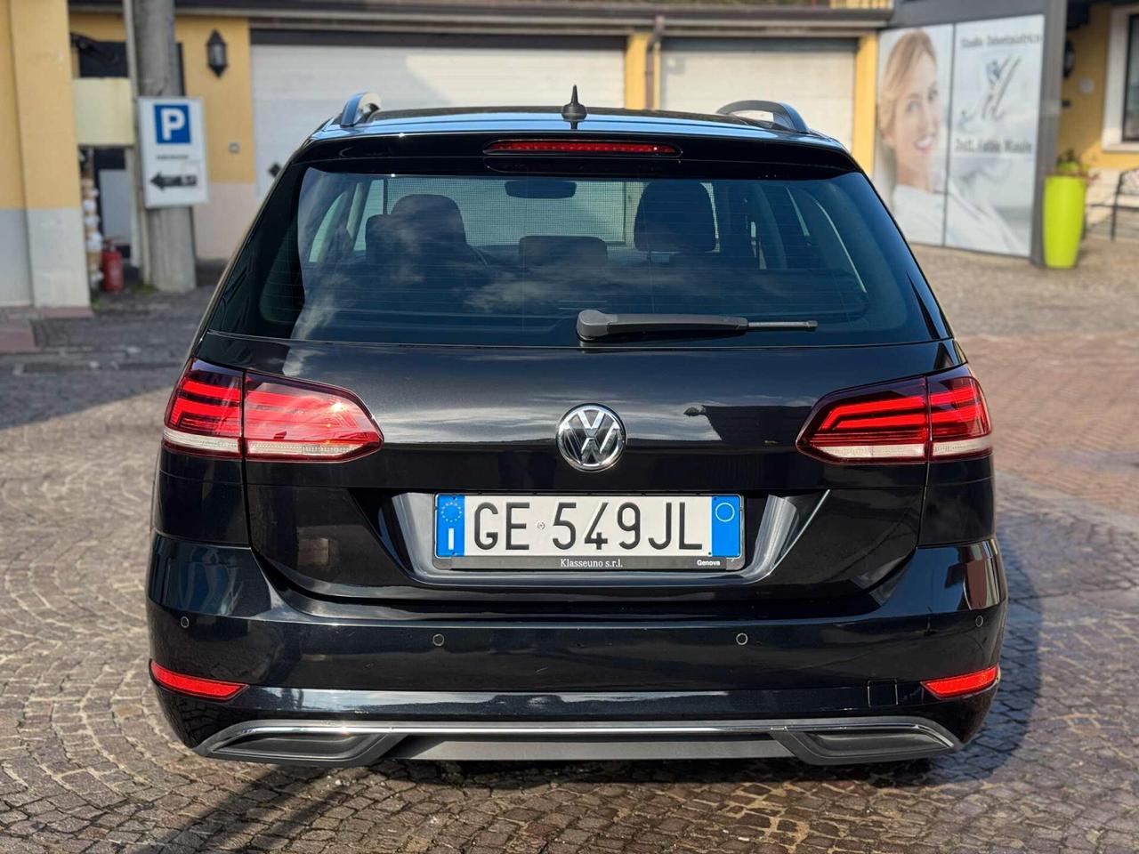 Volkswagen Golf Variant 1.6 TDI 115 CV DSG Highline BlueMotion Tech.