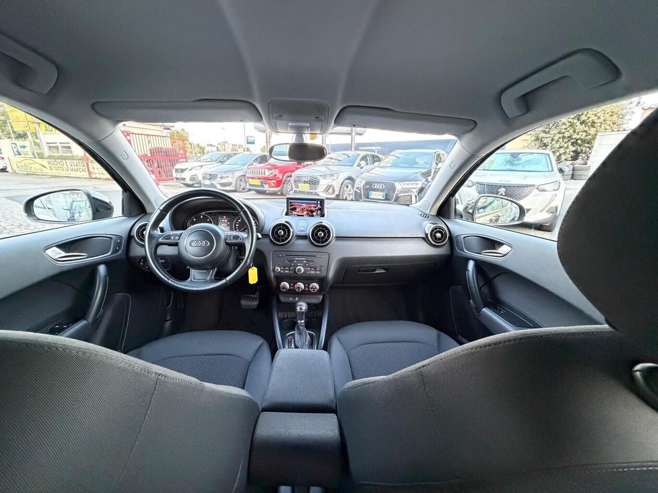 Audi A1 1.6 TDI 90CV S-LINE CAMBIO AUTOMATICO