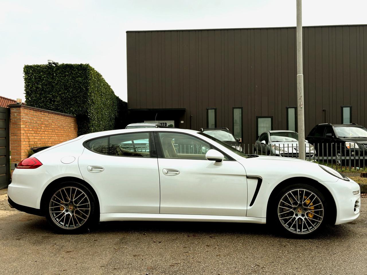 PORSCHE PANAMERA 3.0D-134000km-FULL-2015
