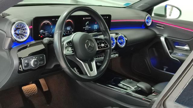 MERCEDES-BENZ CLA 200 Shooting Brake Sport *SENZA VINCOLO FINANZIAM.