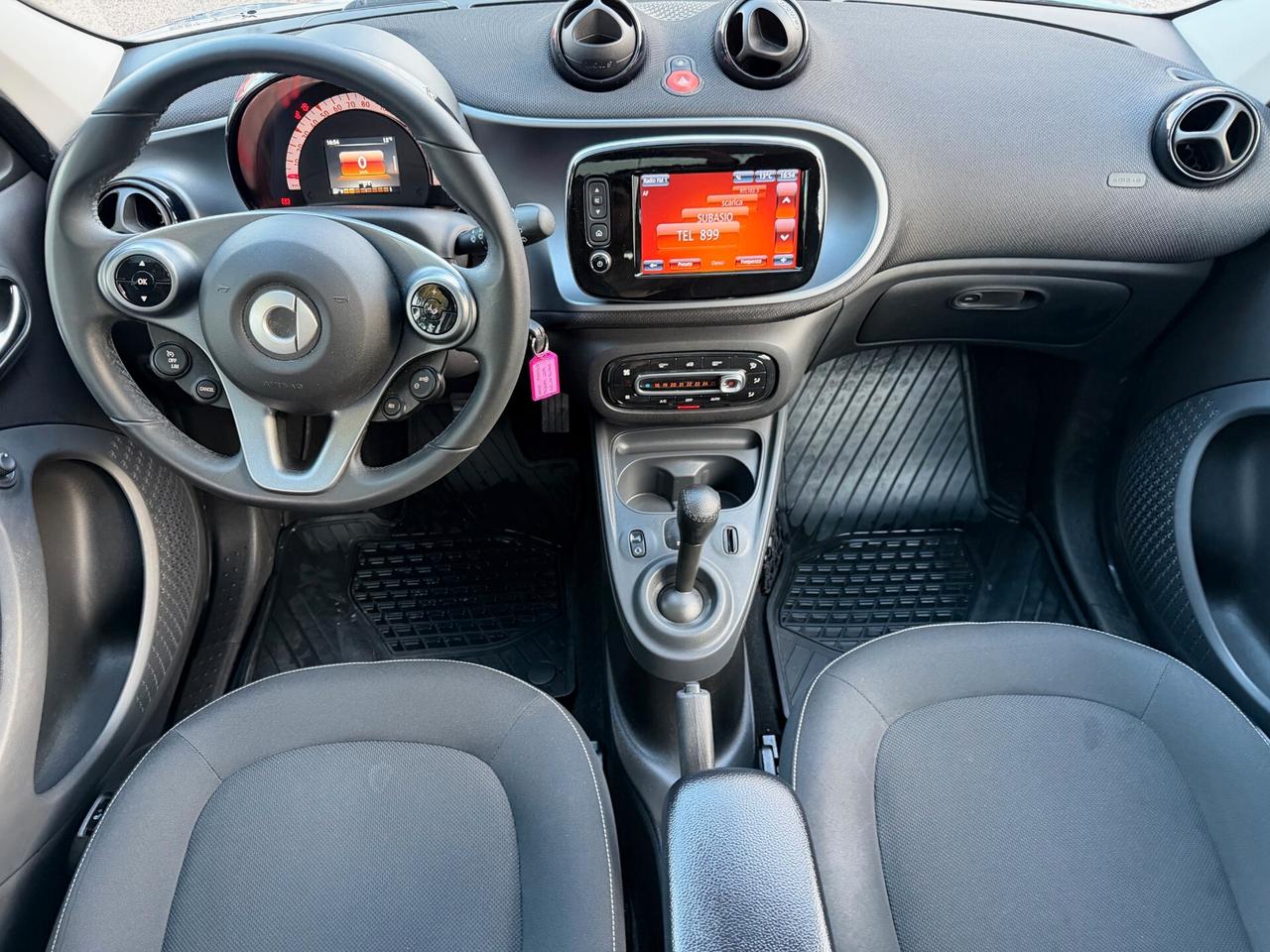 Smart ForFour 70 1.0 twinamic Passion 2019 NAVI