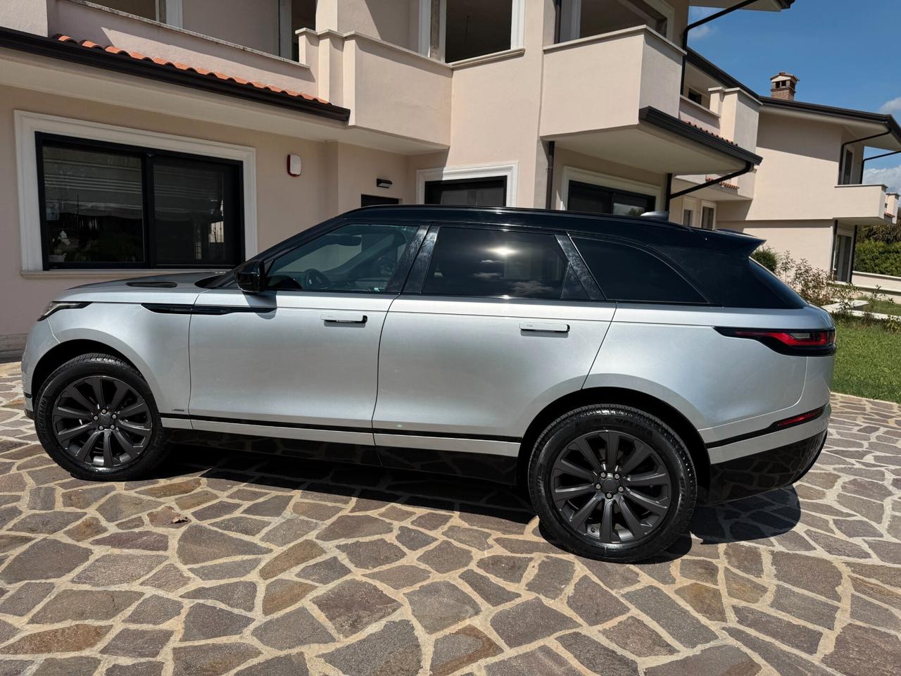 Land Rover Range Velar 2.0D I4 240 CV R-Dynamic HSE