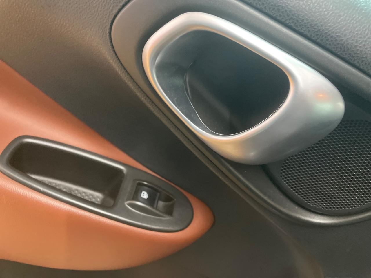 Fiat 500L 1.6 Multijet 105 CV Trekking tetto bicolore 140.000 km