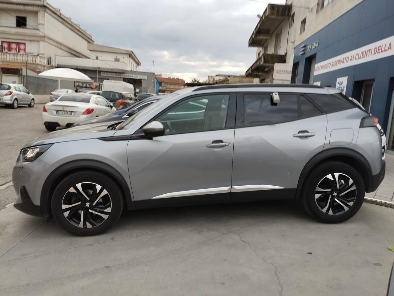Peugeot 2008 PureTech 100 S&S Allure Navi Pack