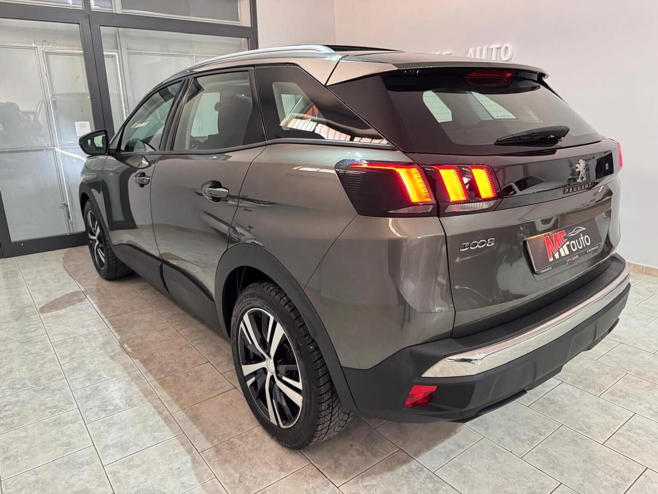 Peugeot 3008 1.5 hdi 131 cv tetto apribile