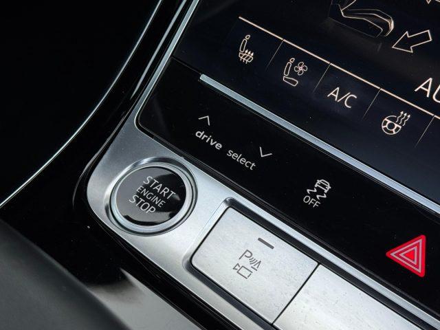 AUDI A8 55 TFSI 3.0 quattro tiptronic TETTUCCIO