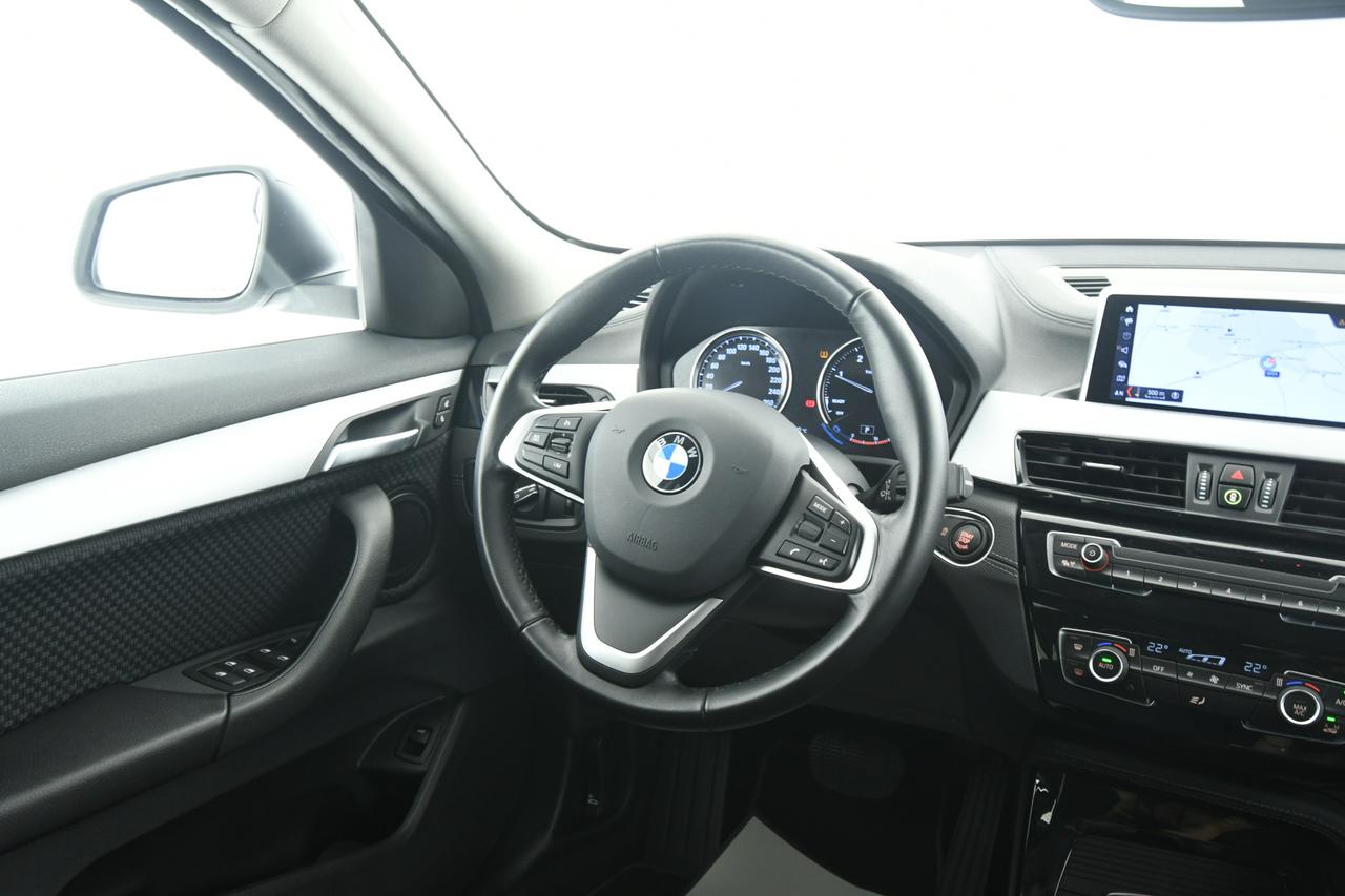 BMW X2 sdrive18d Business X auto CAMERA+BLUETOOTH+LED