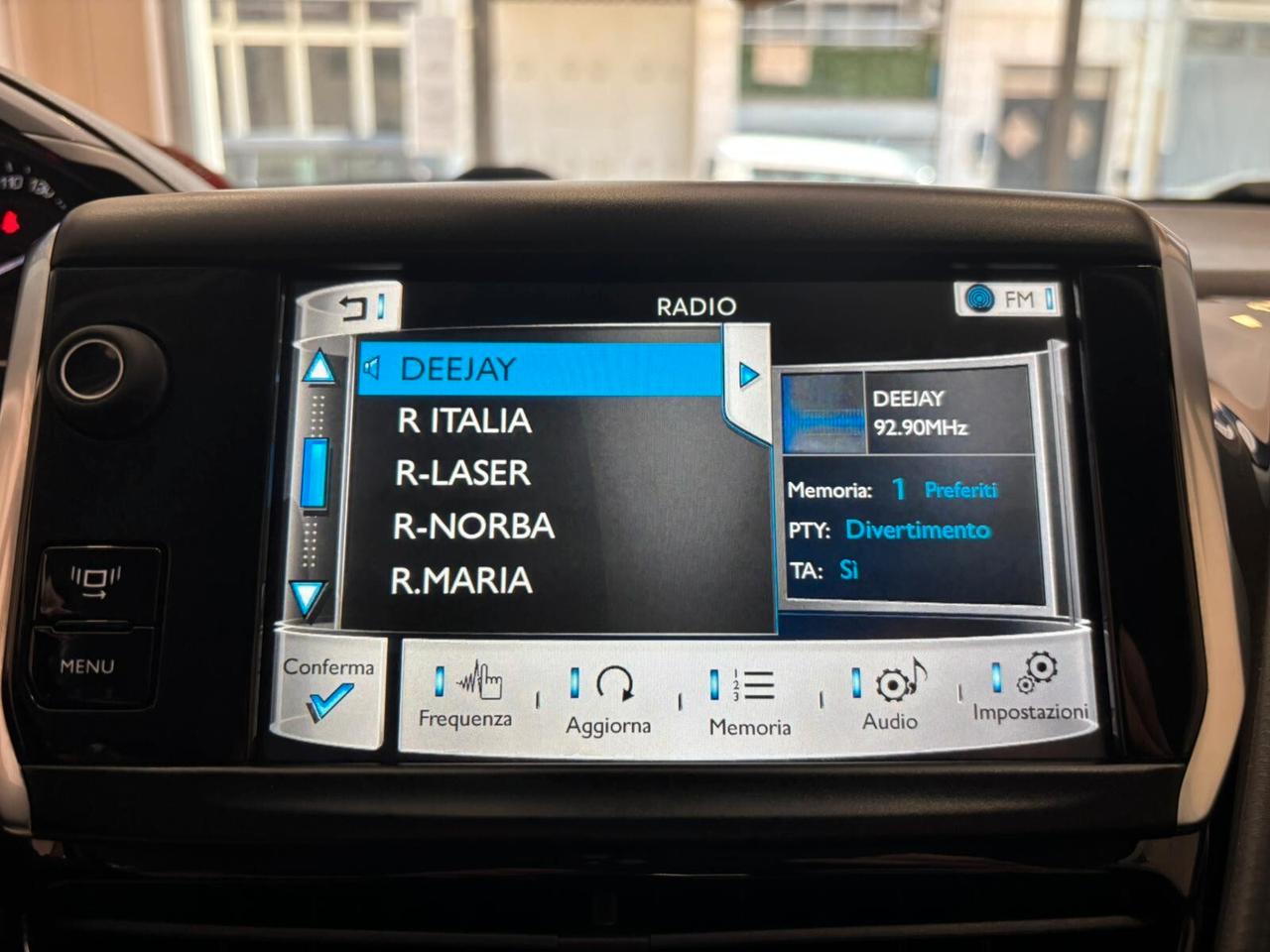 Peugeot 2008 1.6 DIESEL **COME NUOVA*FULL