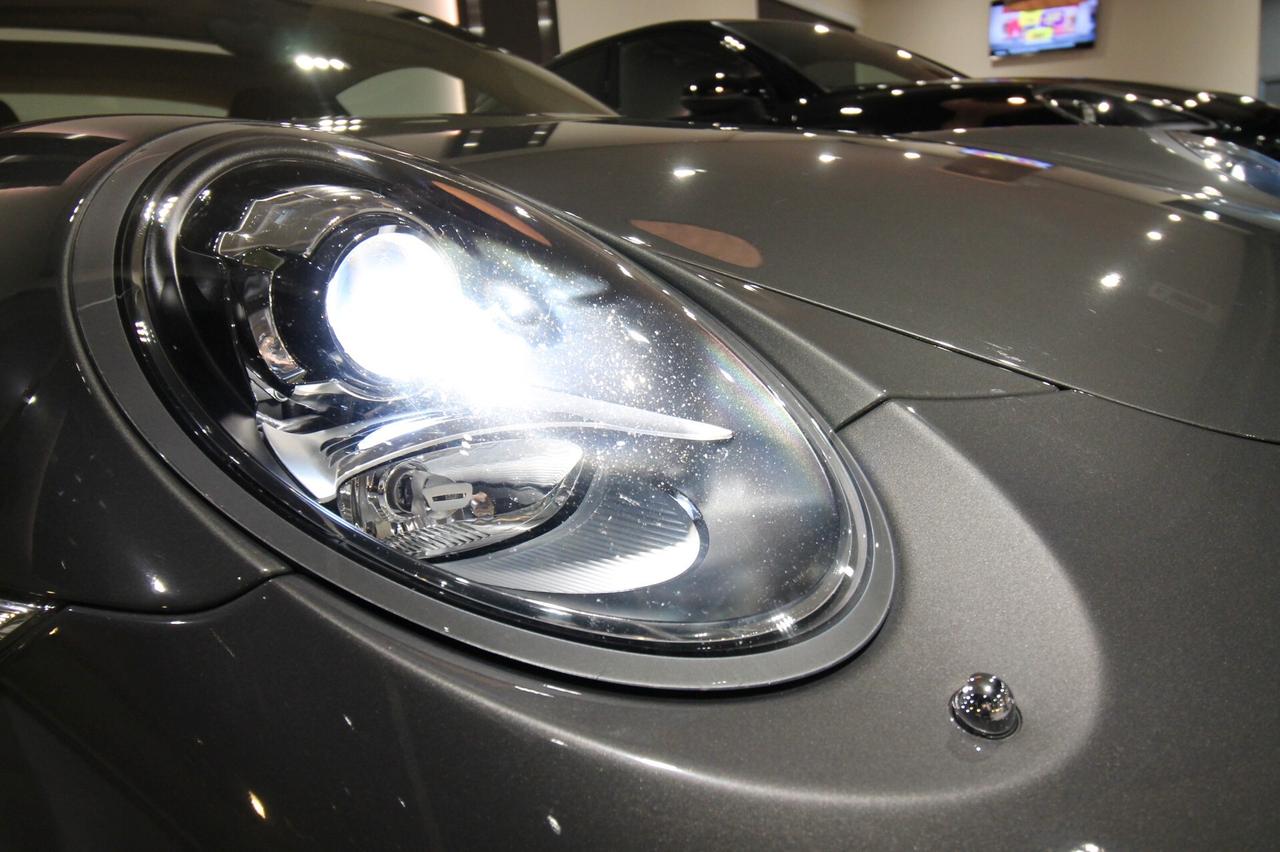 PORSCHE 911 CARRERA 4S