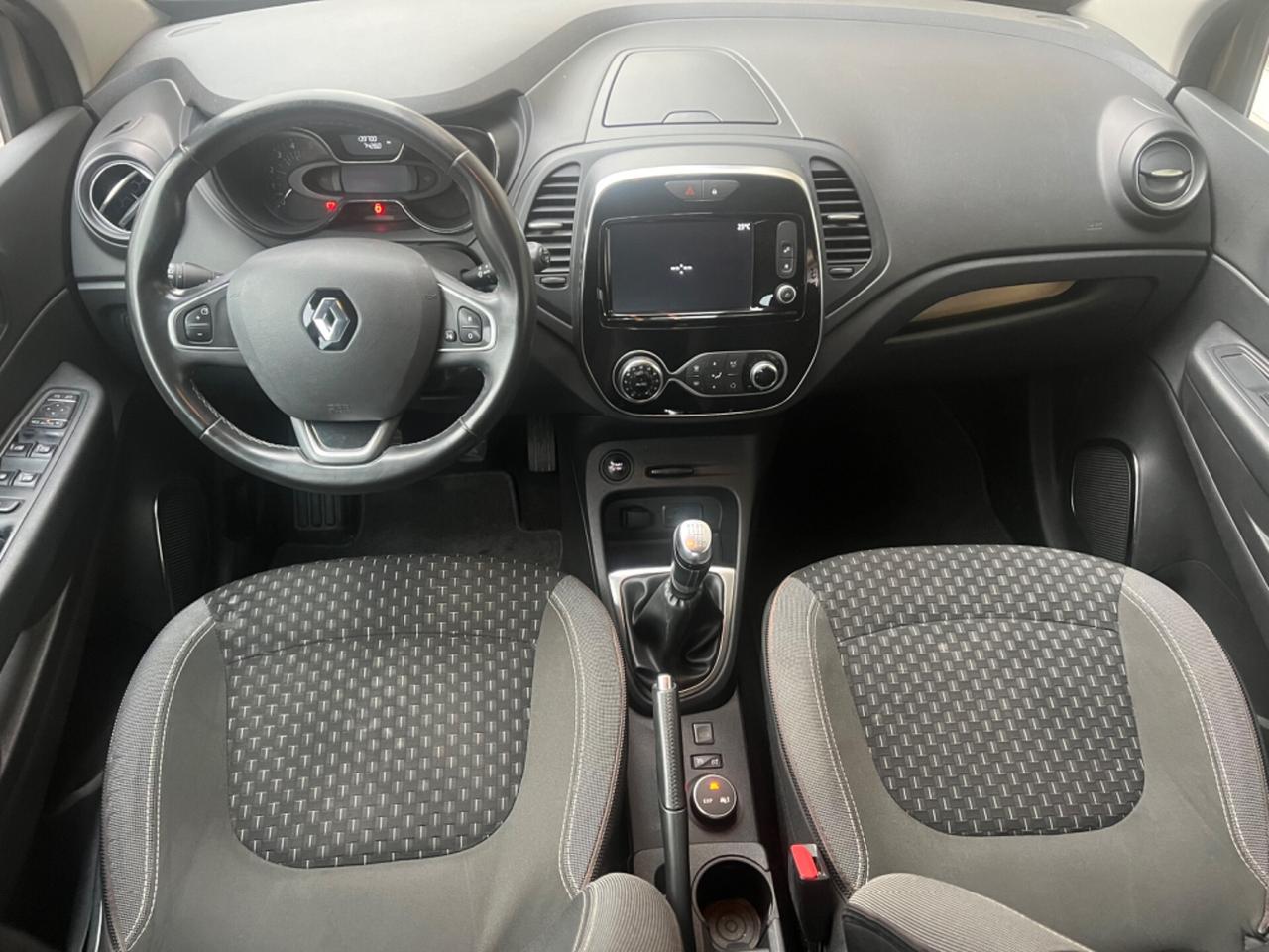 Renault Captur dCi 8V 110 CV Start&Stop Energy Initiale Paris