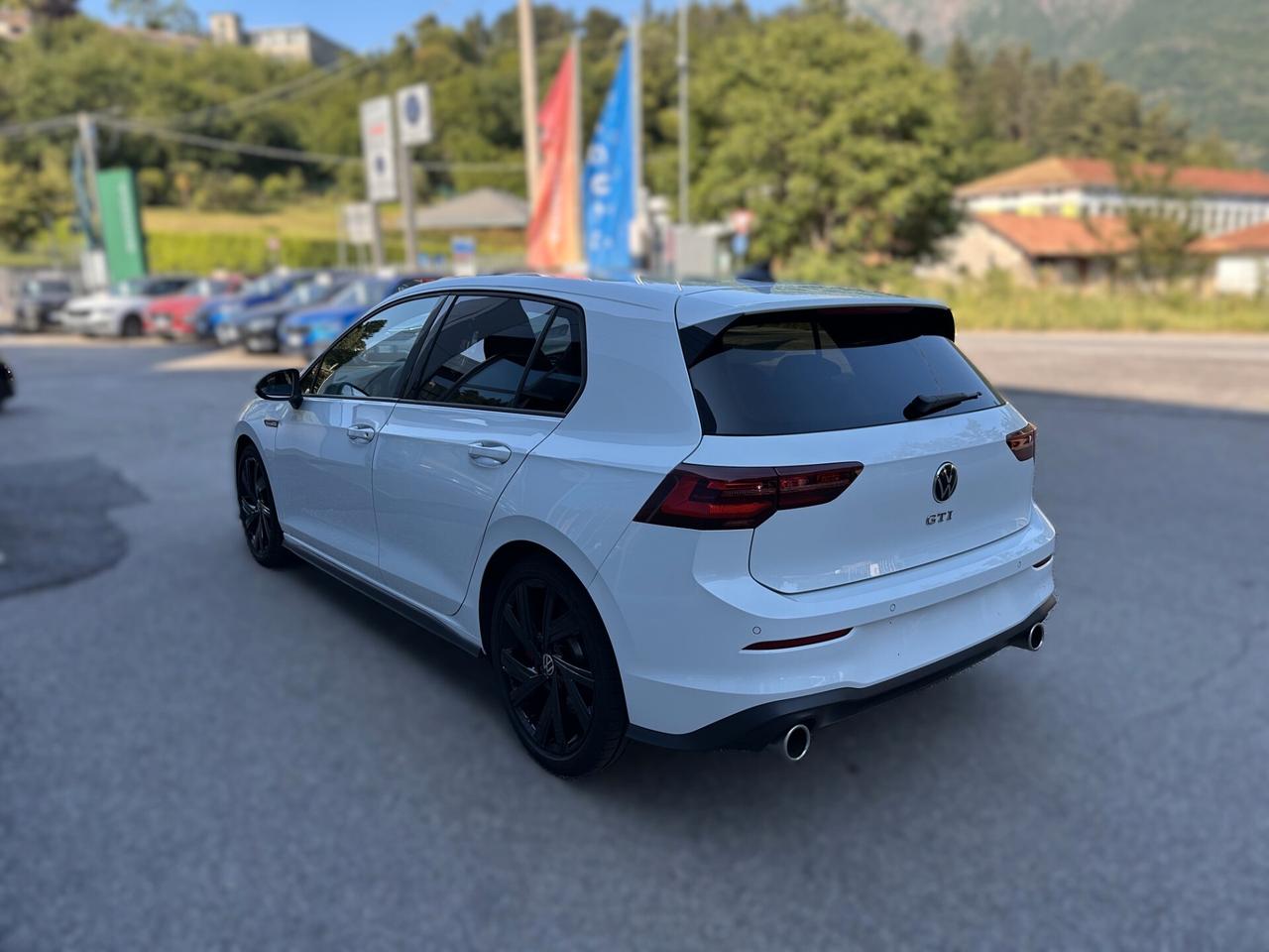 Volkswagen Golf GTI 2.0 TSI DSG