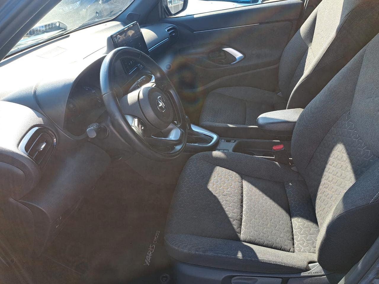 TOYOTA YARIS CROSS 1.5 HYBRID 92 CV TREN C. AUTO