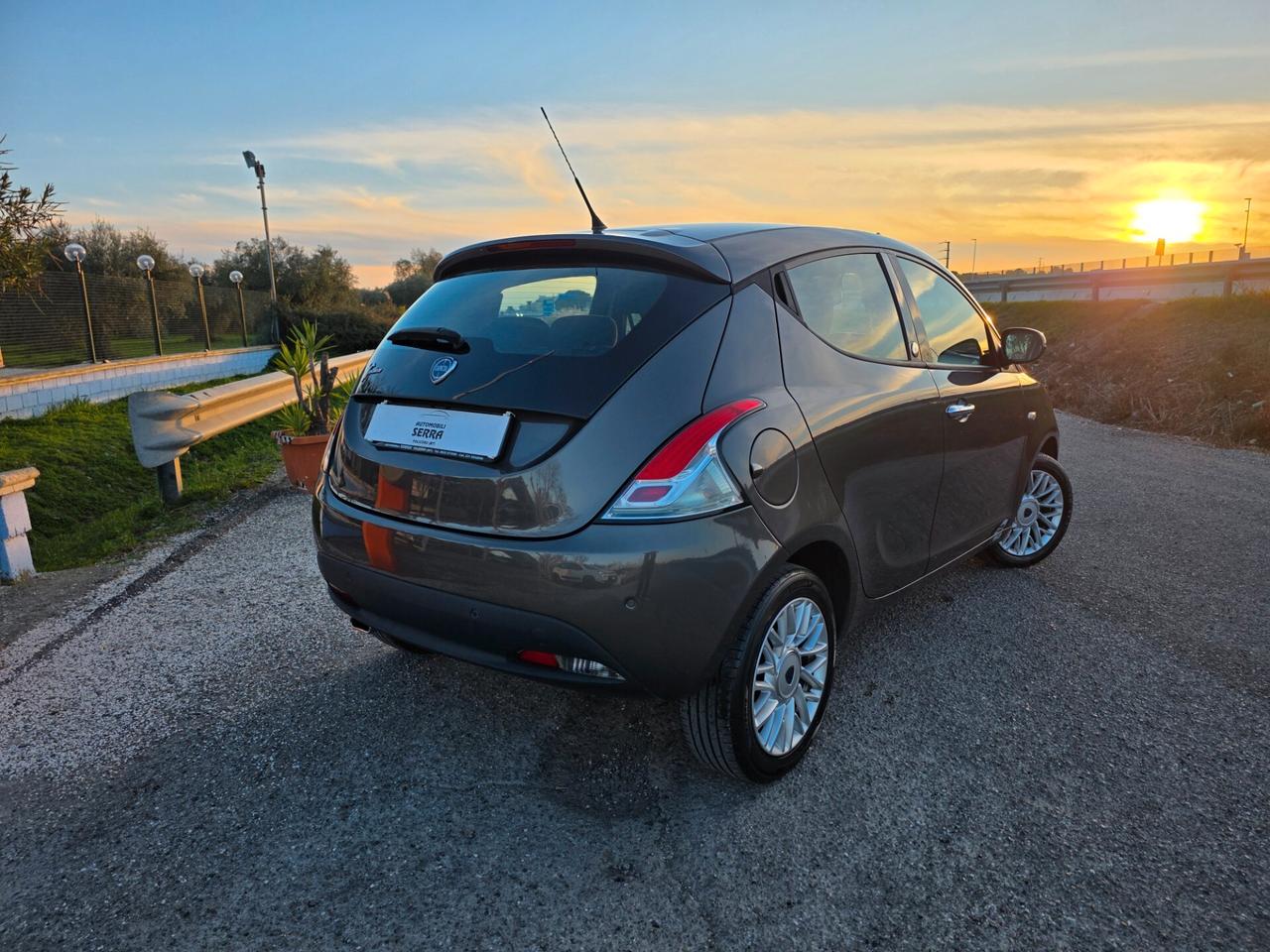 Lancia Ypsilon 1.2 69 CV 5 porte GPL Ecochic Gold