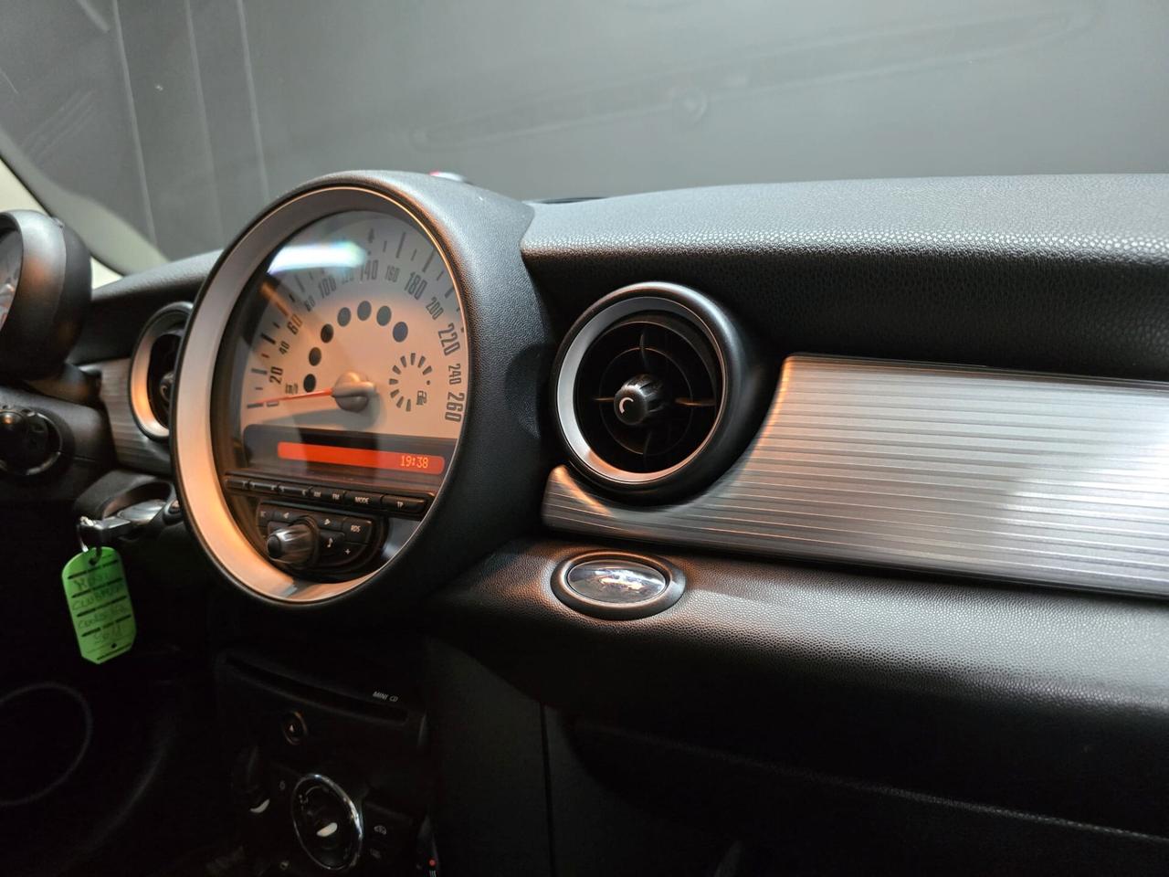 Mini Cooper D Clubman 1600d 111cv