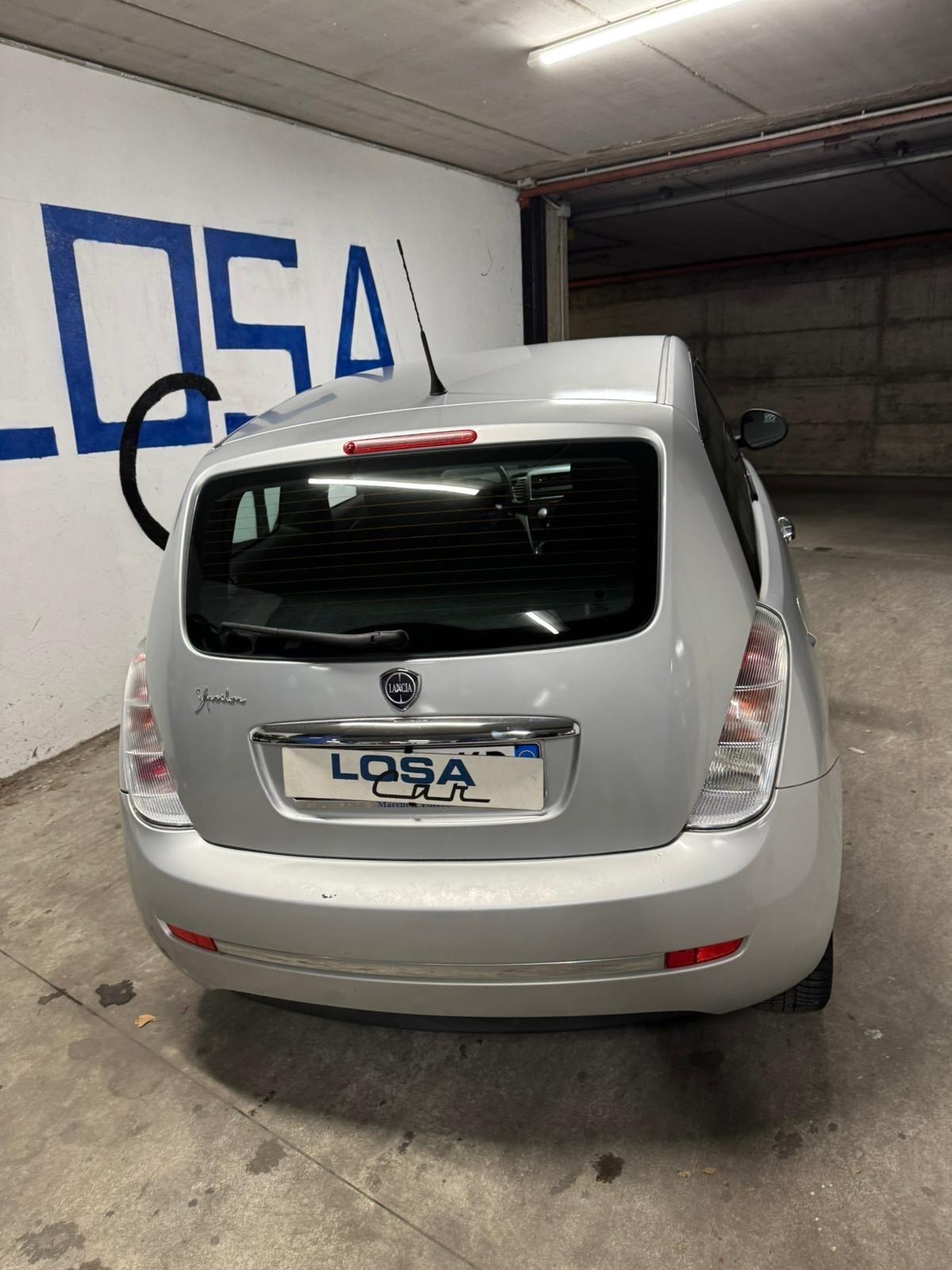 Lancia Ypsilon 1.2 69 CV Unyca EURO5