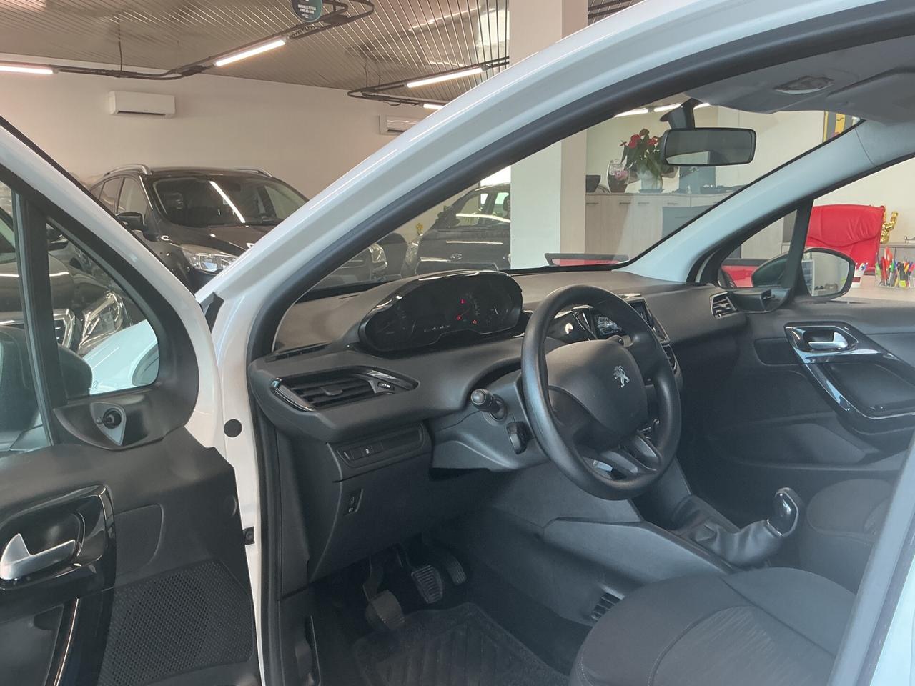 Peugeot 208 1.2 VTi 82 CV 5 porte Active