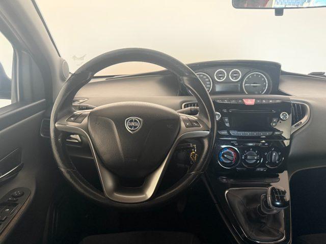 LANCIA Ypsilon 0.9 TwinAir 85 CV 5 porte S&S Silver