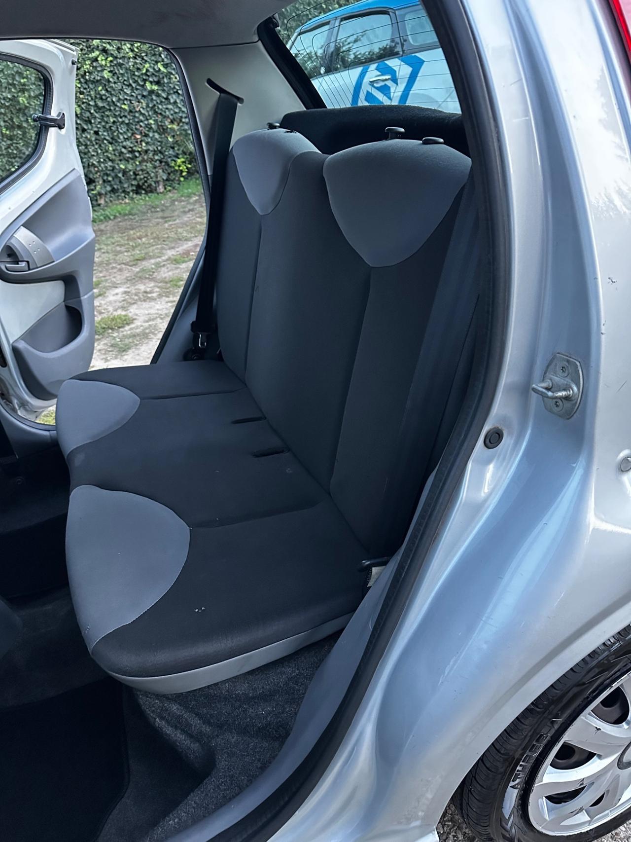 Peugeot 107 1.0 68CV 5p. 110.000 km !!
