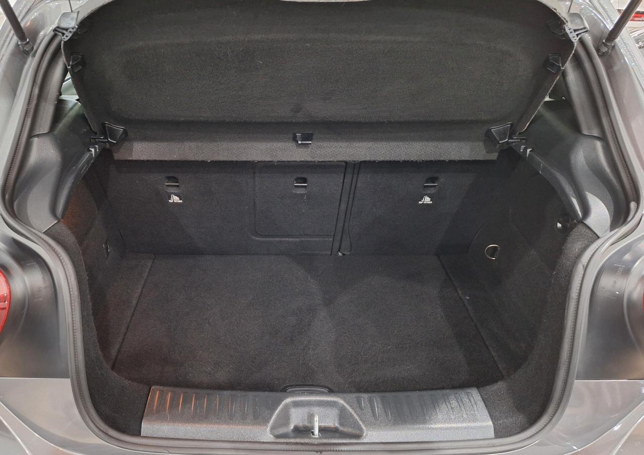 Mercedes A 200 d Aut Premium AMG Night Edition