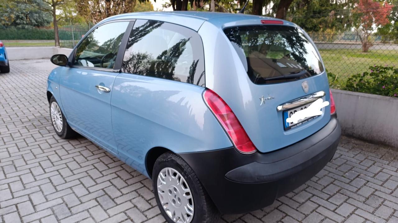 Lancia Ypsilon 1.2