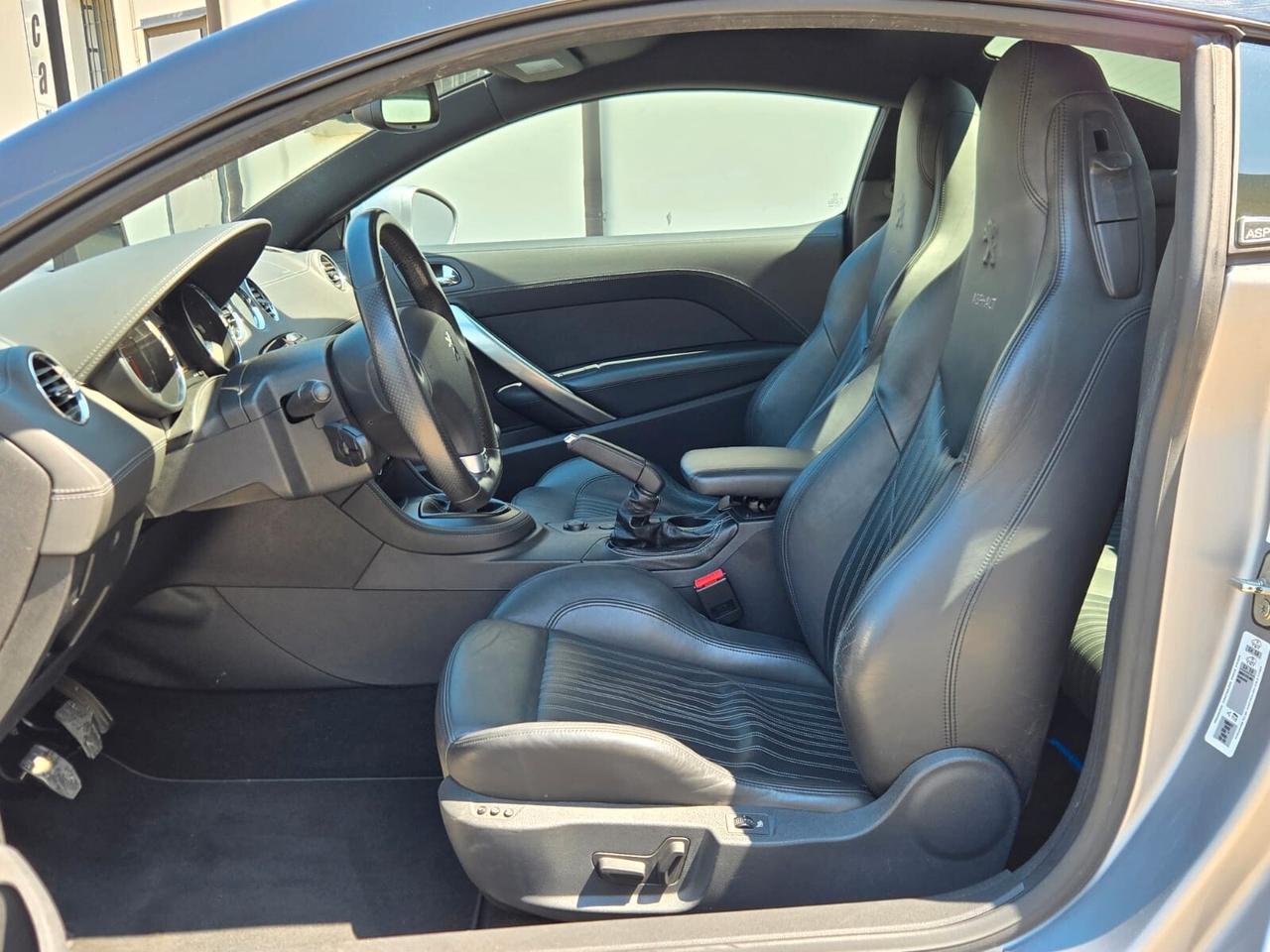 Peugeot RCZ 2.0 HDi 163CV Asphalt full optional