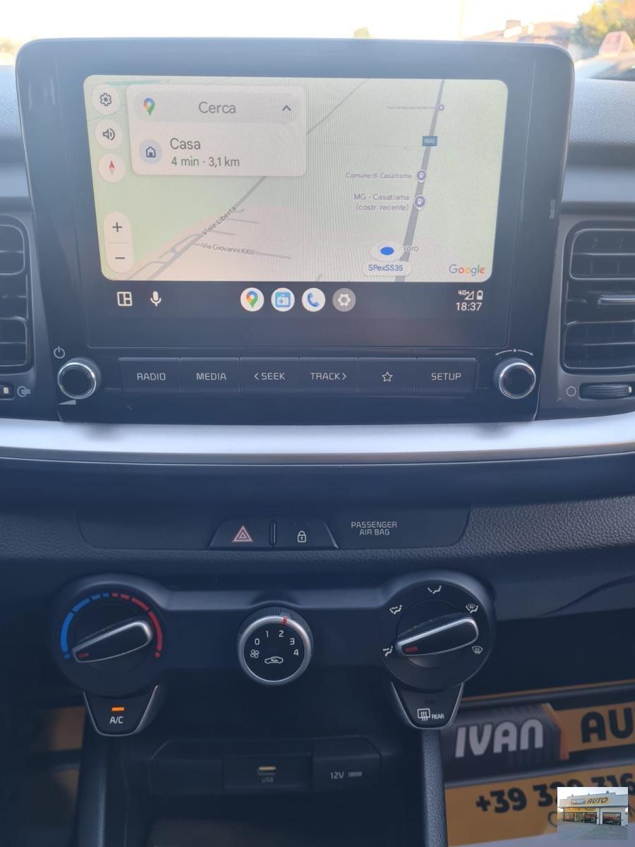 KIA Stonic 1.2 Benzina-Neopatentati-Anno 2022