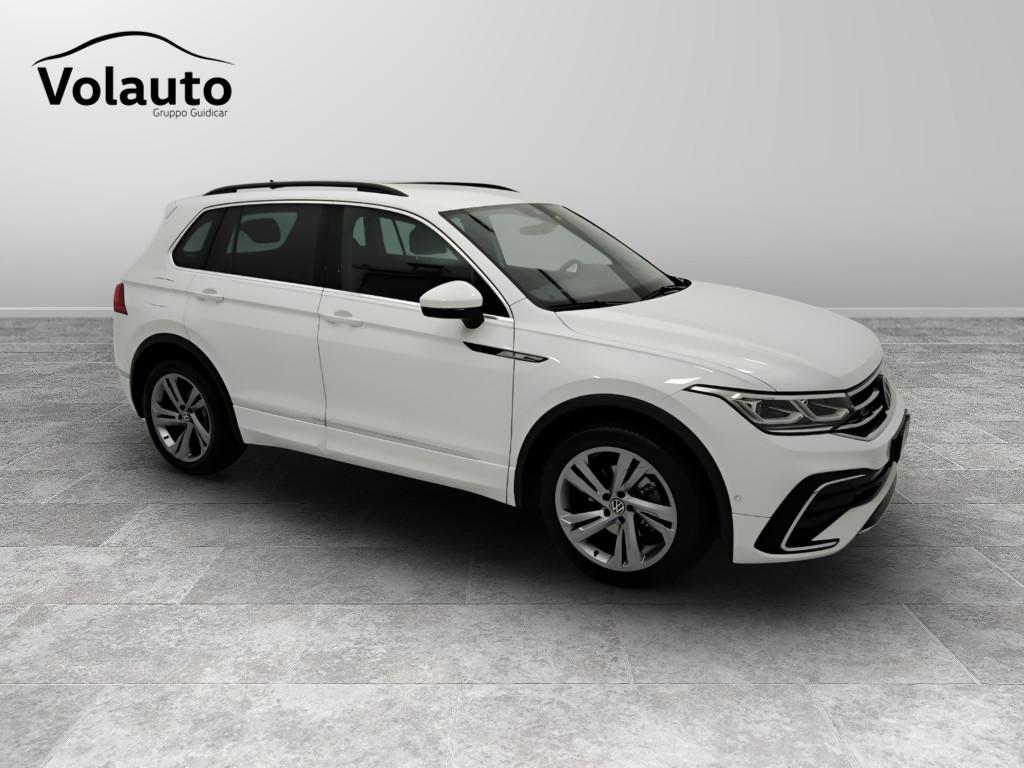 VOLKSWAGEN Tiguan II 2021 - Tiguan 1.5 tsi R-Line 150cv dsg