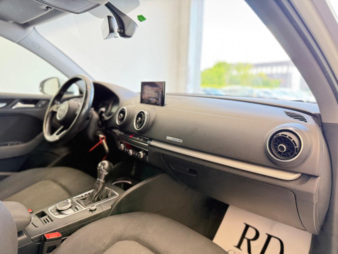 Audi A3 SPB 30 1.6 TDI S tronic Sport 116CV