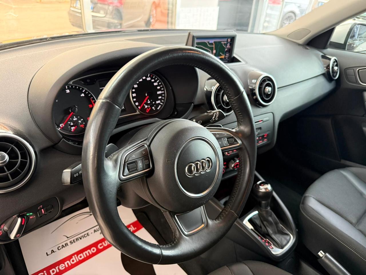 Audi A1 1.6 TDI S tronic line edition plus
